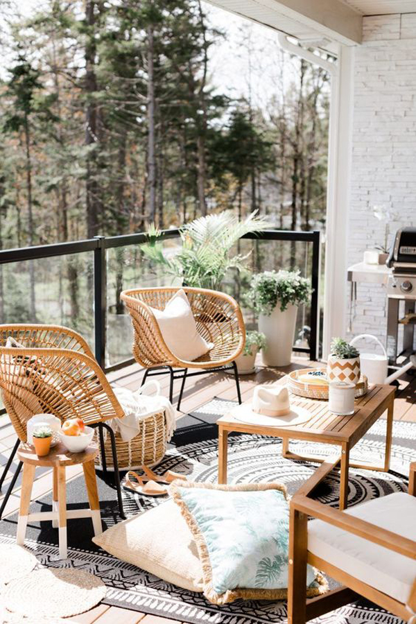 aesthetic-rattan-balcony-for-outdoor-living-room